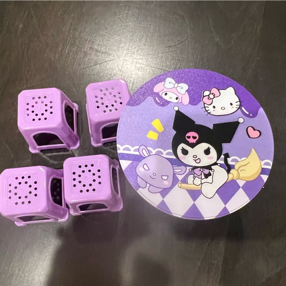 Kuromi Mini Table and 4 chairs